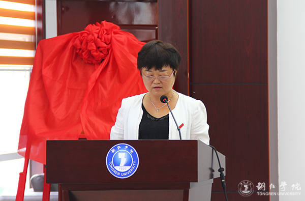 市委宣传部与bat365官网举行共建马克思主义学院签约仪式
