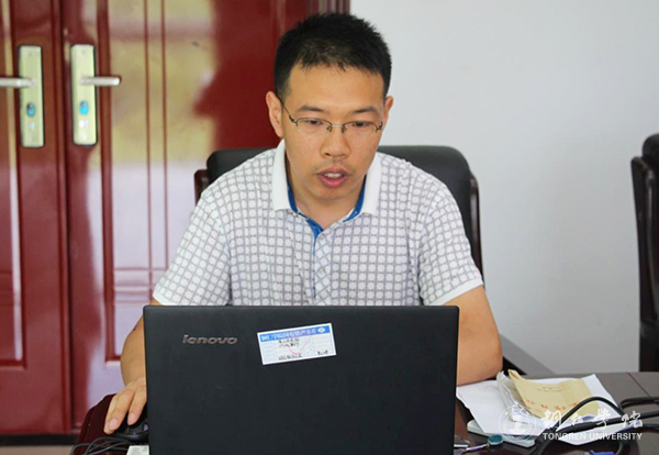 bat365官网博士后科研工作站第二批博士后顺利完成开题