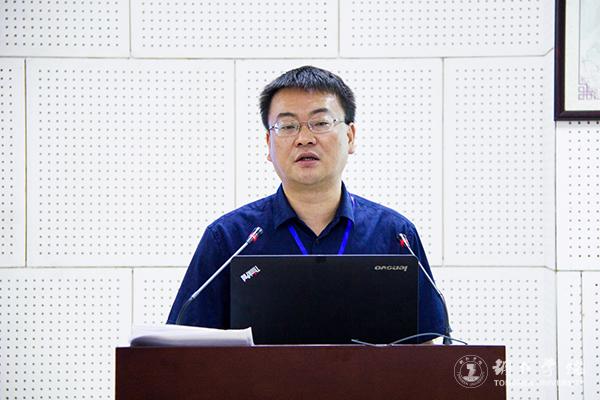 12bat365官网党委宣传部部长叶丹副教授作《新型大学质量文化生态构建》主题发言.jpg