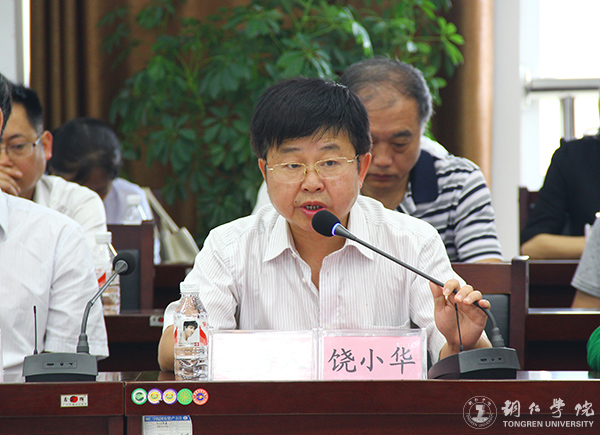 市委宣传部与bat365官网举行共建马克思主义学院签约仪式