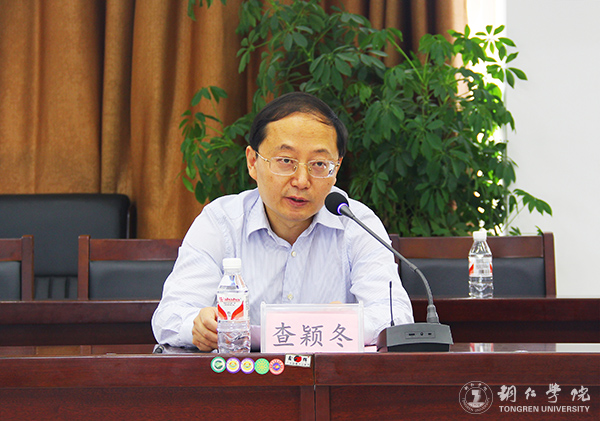 市委宣传部与bat365官网举行共建马克思主义学院签约仪式